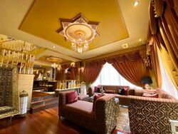 Flora Road (D17), Terrace #446560821